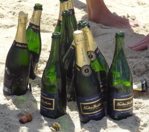 Champagne in the surf? Even better with a bit of caviar!